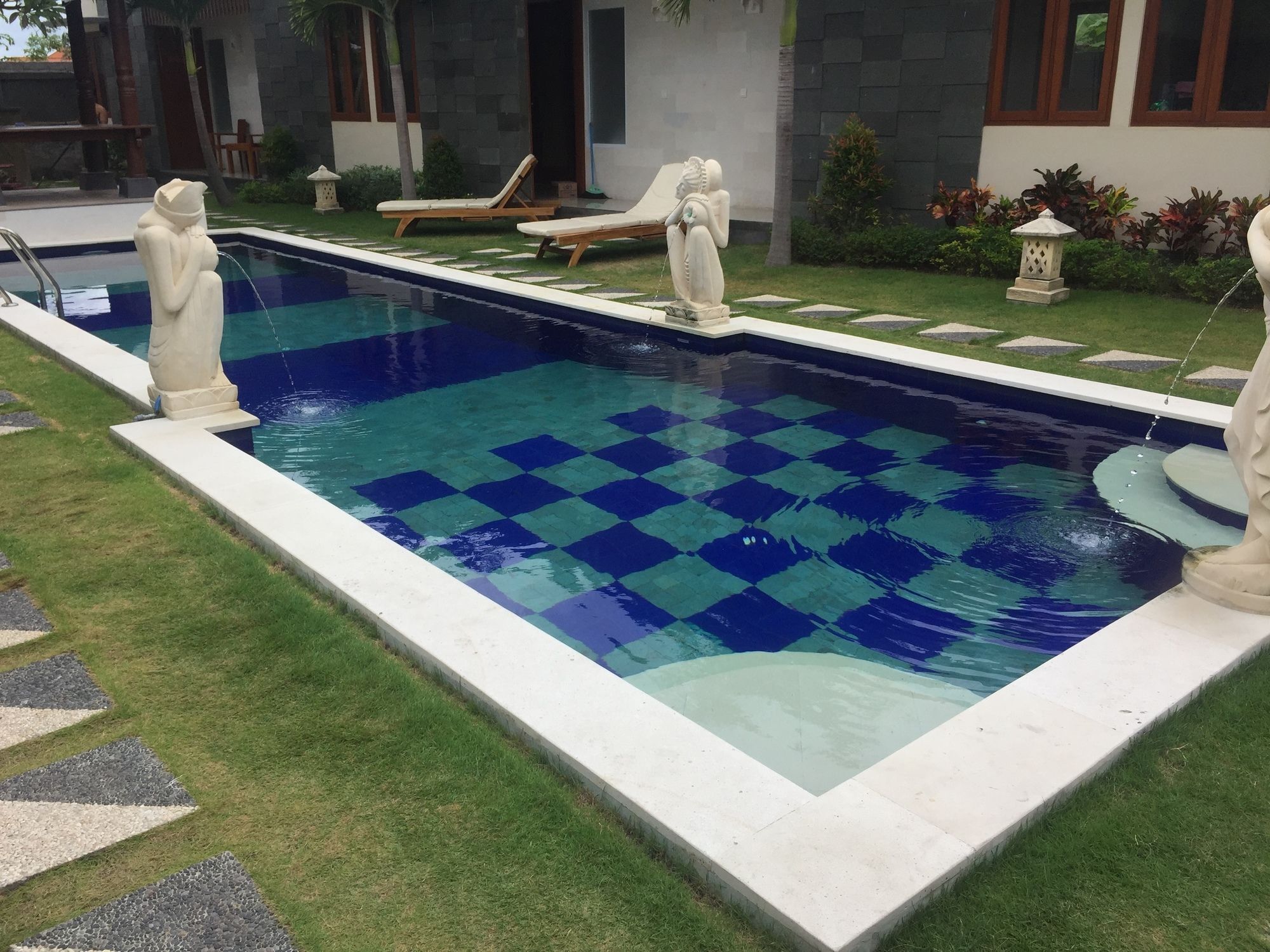 Kubu Daton Homestay Санур Экстерьер фото